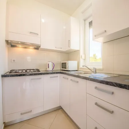 Apartmán Bright In With Terrace And Garden, 65 M²